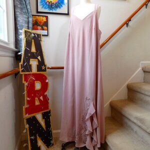 R&M RICHARDS WOMAN Vintage Rose Gown Dress Beaded Detail Plus Size 18W